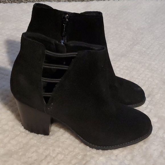 Booties - Picture 2 of 7